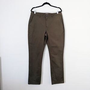 Highland Duds Olive Green Chino Pants NWT Mens Sz 36x32